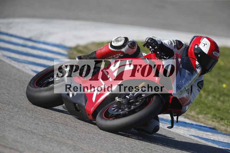 /Archiv-2024/01 26.-28.01.2024 Moto Center Thun Jerez/Gruppe schwarz-black/864